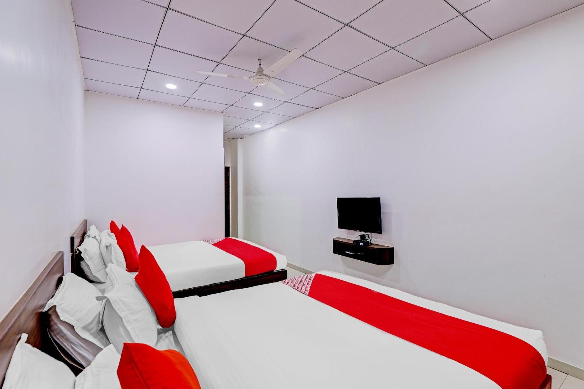 Hotel O Rishta And Jahan Banquet And Rooms Bhatha Экстерьер фото